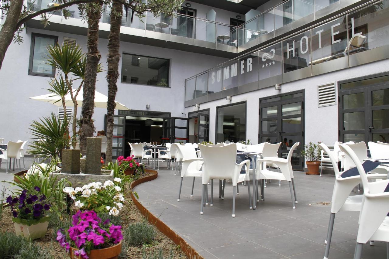 Summer Hotel カレーリャ エクステリア 写真